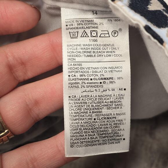 Old Navy Shorts Womens 14 Leopard Animal Print Mid Rise Everyday Short Summer - Picture 8 of 11